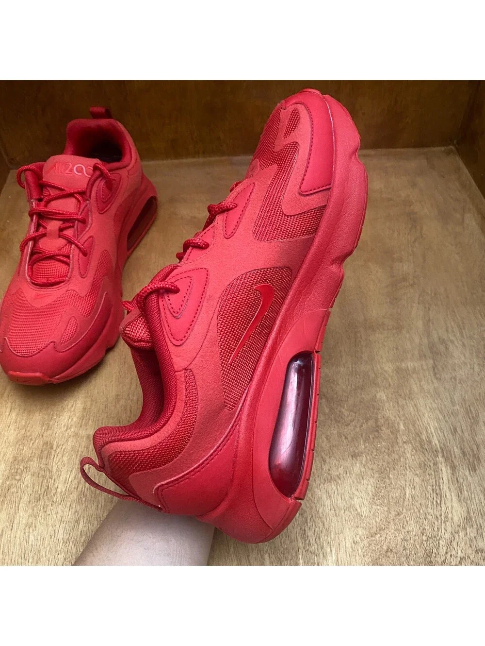 Nike Air Max 200 Shoes Mens Size 9 University Red Athletic Sneakers CU4878-600